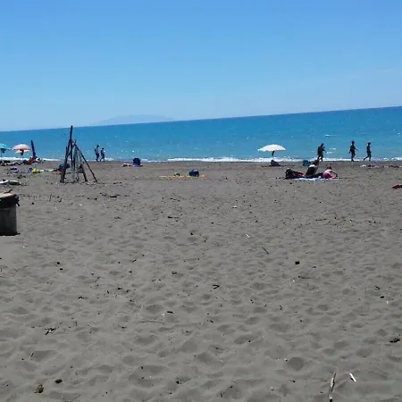 Lägenhet Paradise Marina Di Bibbona